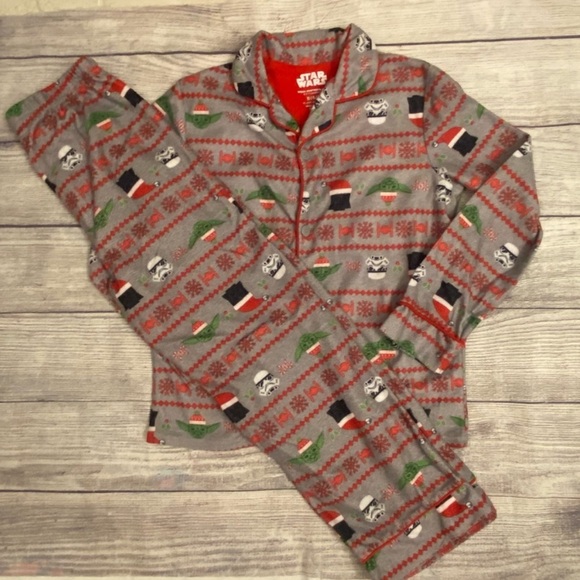 Star Wars holiday pajama set size S6/7 boys - Picture 1 of 5